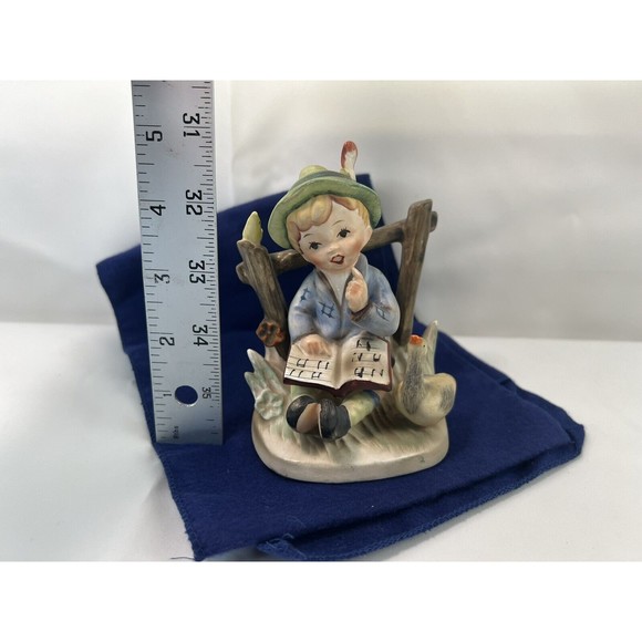 Vintage Hummel Figurines‎ 7961 Boy Singing W/Goose & Bird - Picture 7 of 8